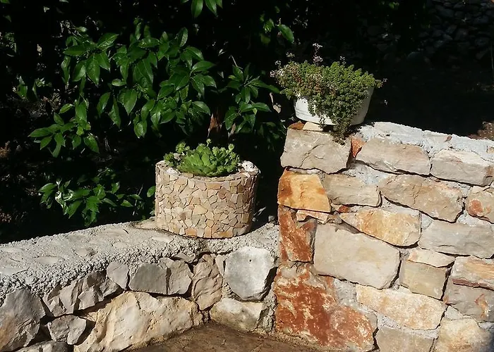 度假居 Rubinic 萨瓦拉