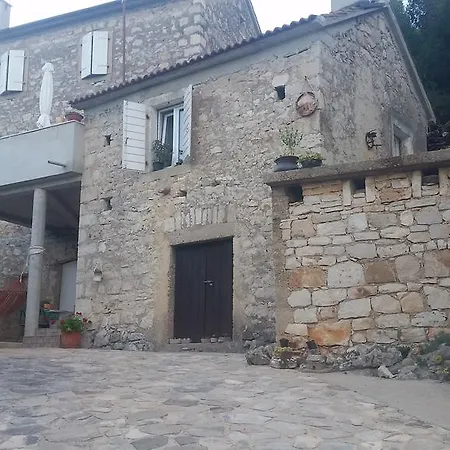 Rubinić Tatil Evi *